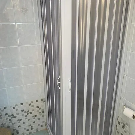Sahara Bed & Breakfast 4*